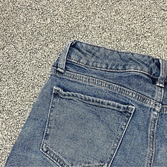 GAP Stretch Midi Shorts Girls Size 14 Blue Denim Cut Off - Picture 8 of 9